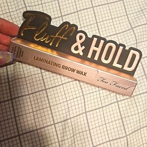 Fluff & Hold Too Faced